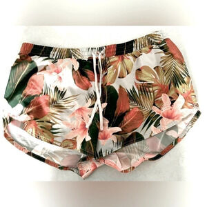 Old Navy Active/ Go dry/ Athletic  floral print shorts/ Size US M